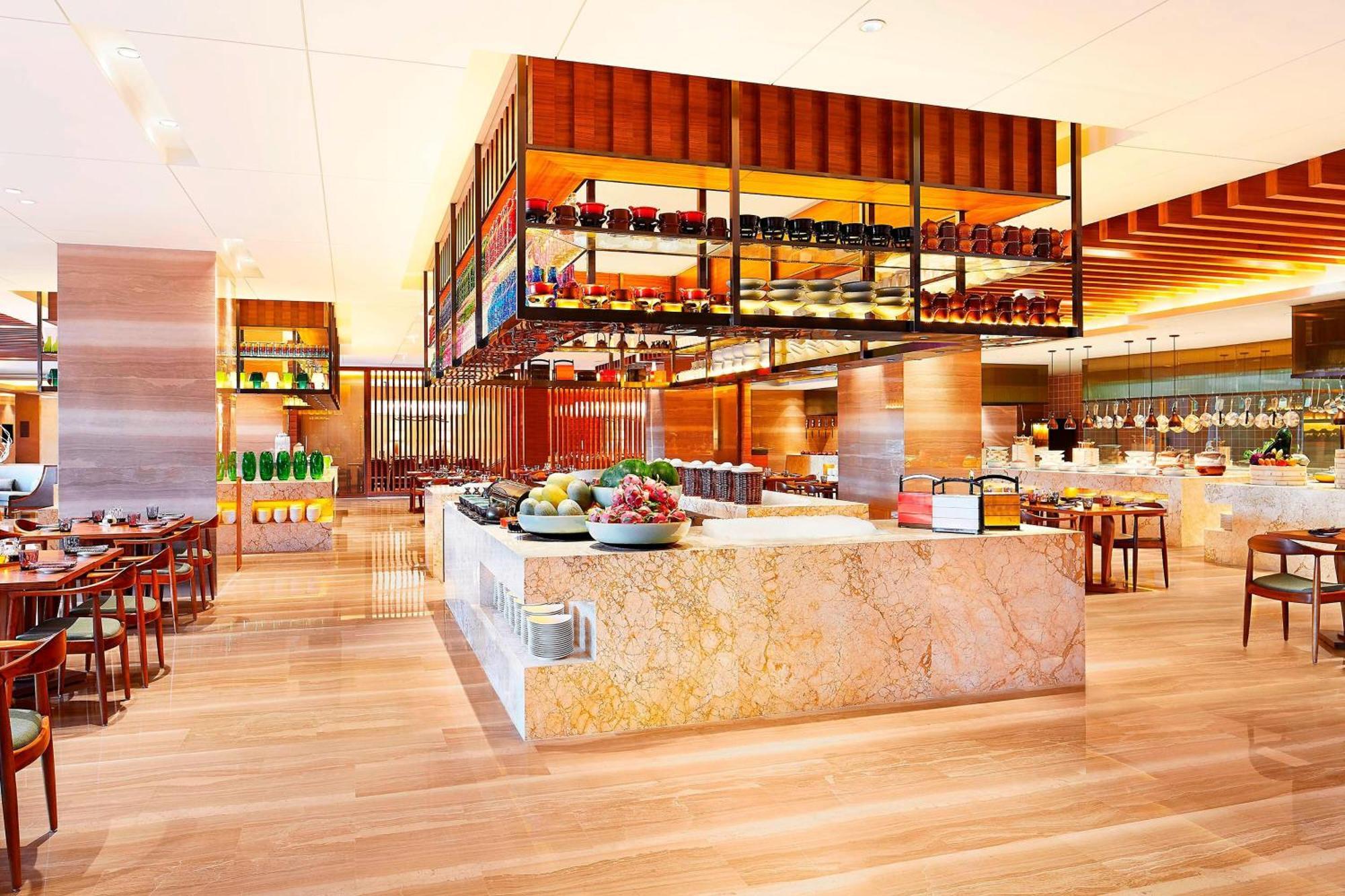 Sheraton Grand Zhengzhou Hotel Exterior foto